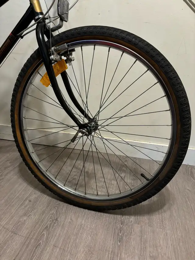 John Vanner Mountain Tour Bike64230804397697123