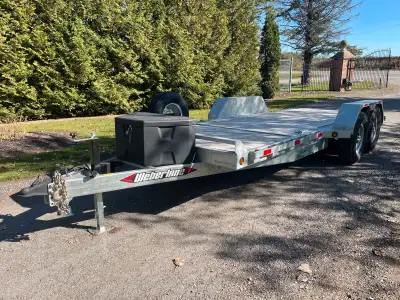 2024 Weberlane WL1404T Features: Spring Axles and Brake Components Integrated Metal Checker plate Ra...