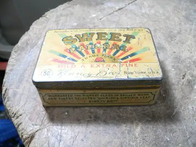 plusieurs boite de tabac a différent prix photo 1 boite tabac sweet caporal # 12179.107 175$ photo 2...