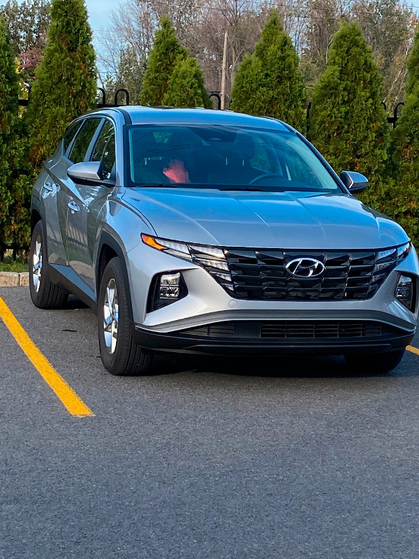 2022 Hyundai Tucson Essential dans Autos et camions  à Ville de Montréal - Image 2