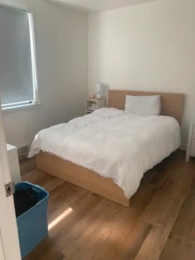Spacious & Fully Furnished Room for Rent - 1084 Corydon