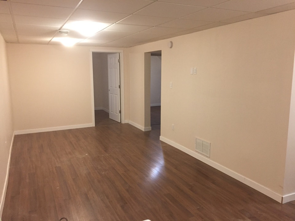 3 Bedroom Basement Suite for rent in West Edmonton 3