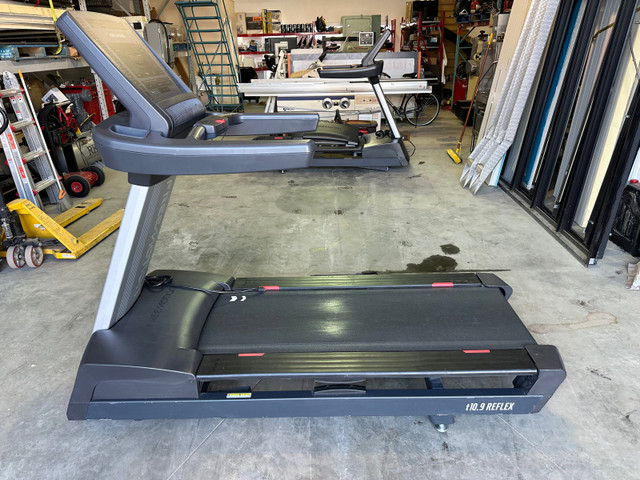 2022 Freemotion Treadmill  T10.9 Reflex dans Appareils d'exercice domestique  à Ouest de l’Île