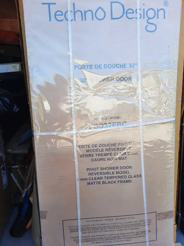 porte de douche neuve 32" in Bathwares in Gatineau - Image 3