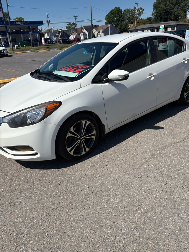 Sporty 2016 KIA Forte Ex GDI. Stick shift, 6 speed. 4 Door Sedan in Cars & Trucks in Trenton