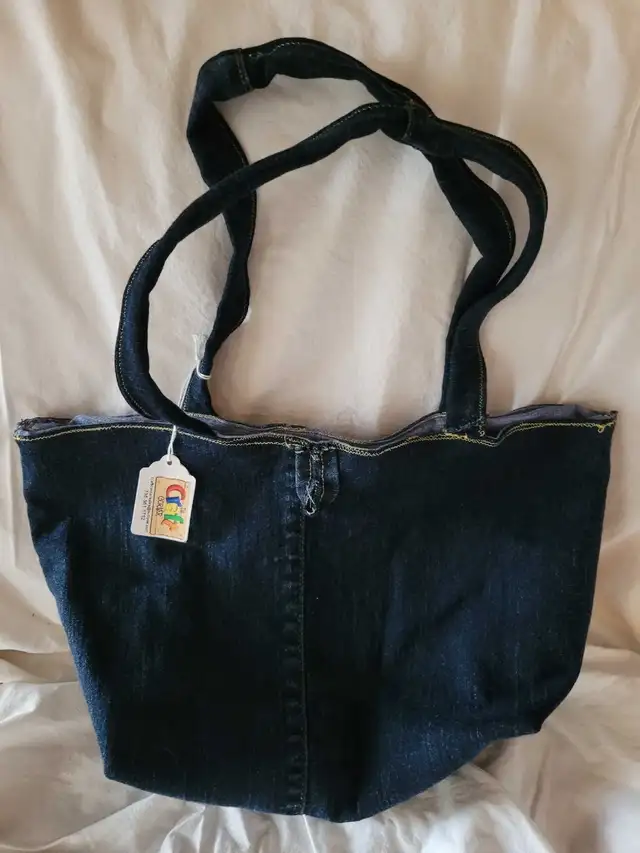 Handmade Purse in Women's - Bags & Wallets in Sudbury - Image 3