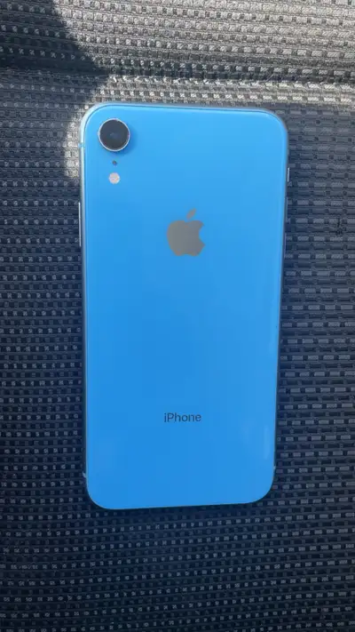 iPhone XR – 64GB – Unlocked – 79% Battery – Mint Condition, View more