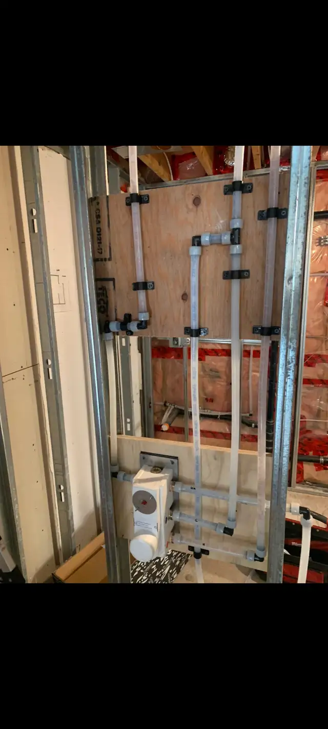 plumber looking for work (4168901993)62863714837507123