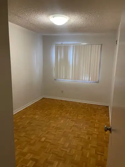 Private room available in a clean and quiet home near Square One, Mississauga. Ideal for a working p...