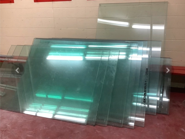 5/8" and 1/2" thick assorted tempered arena glass in Other in Timmins