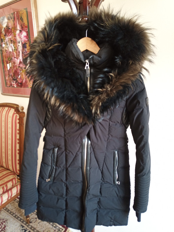 Winter Coats. Message for Details. NEW. in Women's - Tops & Outerwear in Mississauga / Peel Region - Image 4