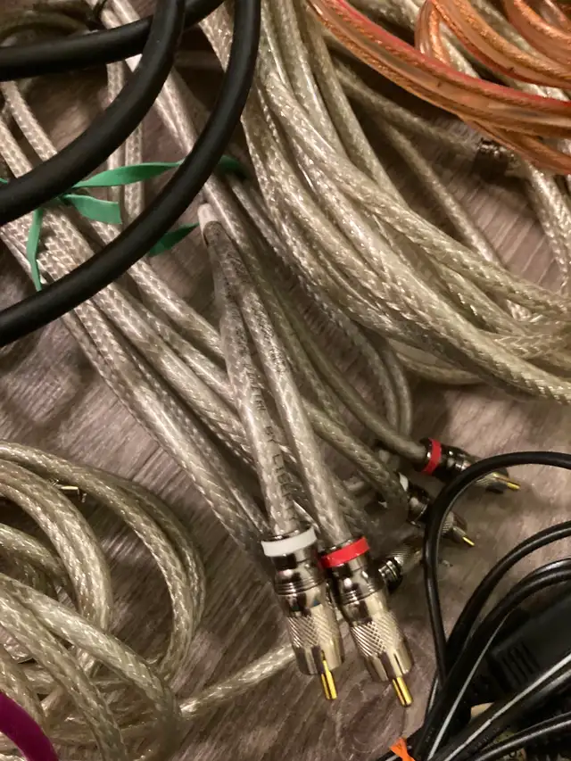Audio video speaker cables etc in Stereo Systems & Home Theatre in Hamilton - Image 5