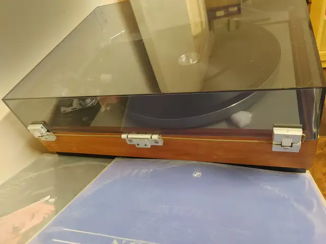Thorens TD-125 MK2 MKII Turntable with SME 3009 Series 2 tonearm in Stereo Systems & Home Theatre in City of Toronto - Image 5