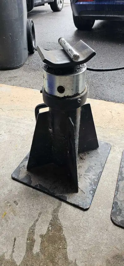 I am selling a pair of used, heavy-duty jacks, perfect for stabilizing a trailer or camper. These ja...