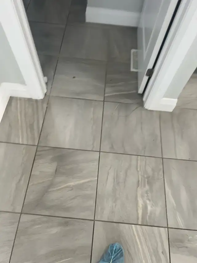 Commercial Restaurants Kitchen Floor Tile and Grout Cleaned $200 in Floors & Walls in Mississauga / Peel Region - Image 3