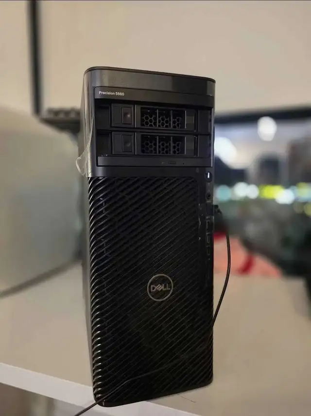 Dell Precision 5860 Tower - Workstation / Gaming PC in Desktop Computers in Edmonton - Image 2