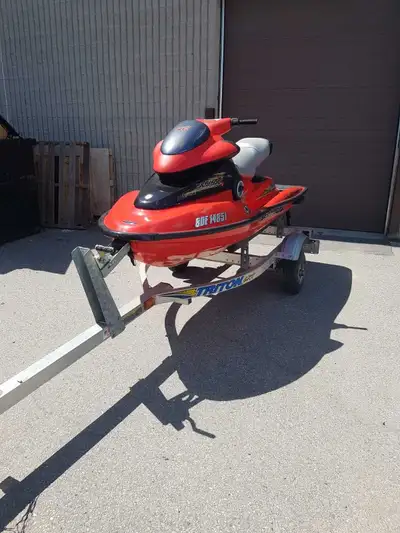 • 2003 Seadoo XPDI • Two-stroke, Twin-cylinder Rotax® Orbital Direct Injection, R.A.V.E™ exhaust • 9...