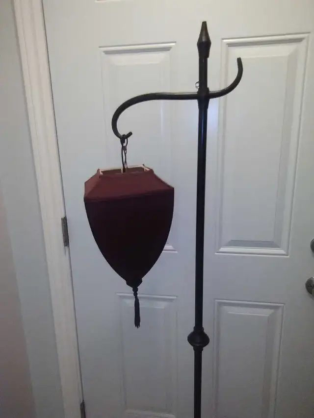 Unique floor lamp508554983706480641
