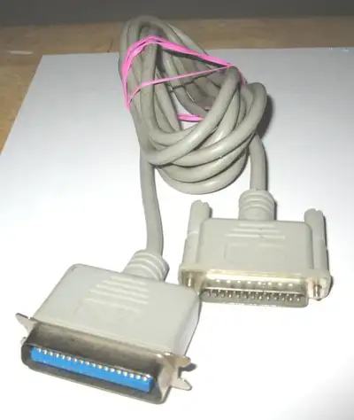 Câble Parallèle Imprimante / Vintage Parallel Printer Cable, View more
