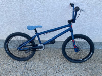 ARES BIKES  20” Bmx bike (comes with rear pegs)