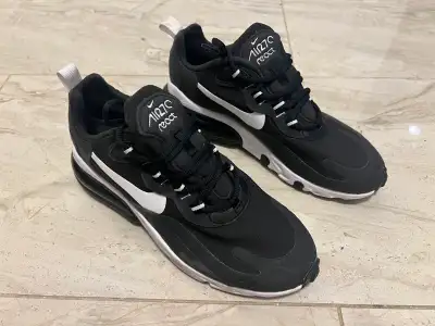 Nike Air Max 270 React Sneakers – Black/White – WMN's 6, View more