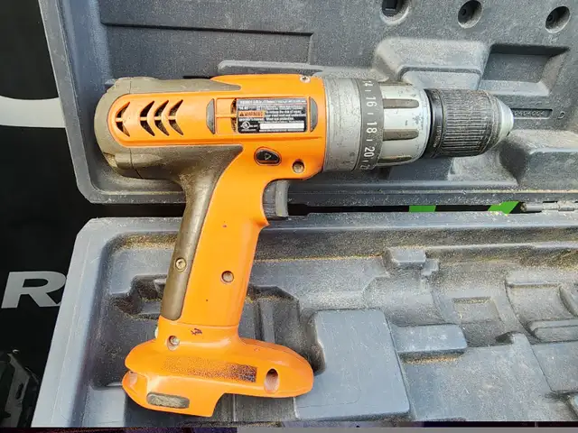 Ridgid 3/8 in(10mm) Variable Speed 14.4V  Battery Drill Charger in Power Tools in Windsor Region - Image 7