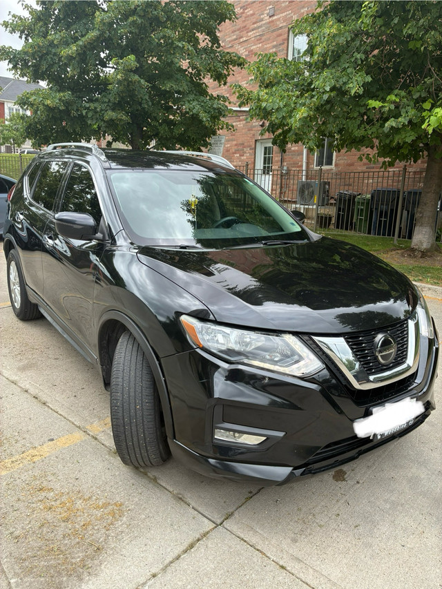 2018 Nissan Rogue in Cars & Trucks in City of Toronto - Image 2