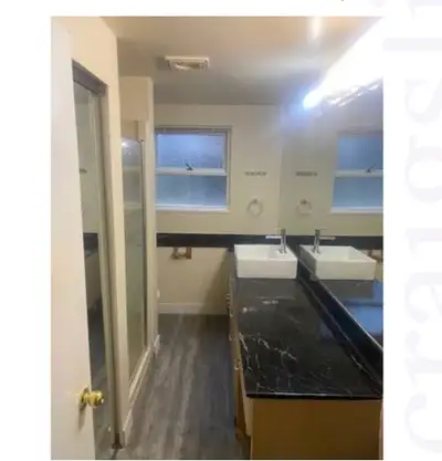 3 Bedroom/ 2 Bathrooms- $3750 - 1350ft2 - Above Ground Level Unfurnished Suite,(Proper For Cap U STU...