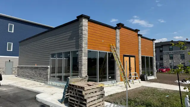 Siding Installers in Construction & Trades in Ottawa - Image 4