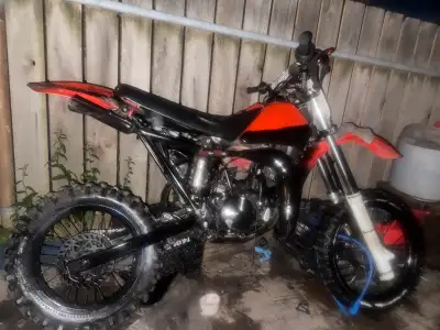 Running good Cr 80 R 2 stroke Honda Located in Mississsauga No issues with the bike needs nothing. n...