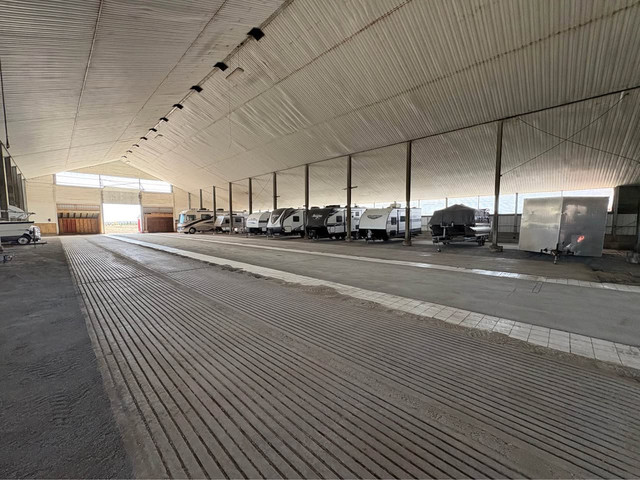 Come and Go indoor summer vehcile storage in Other in Ottawa