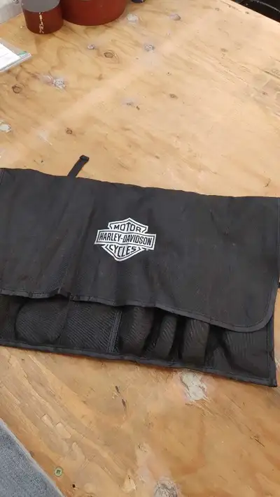 Like new Original roll up to a bag except for the pliers those were replaced