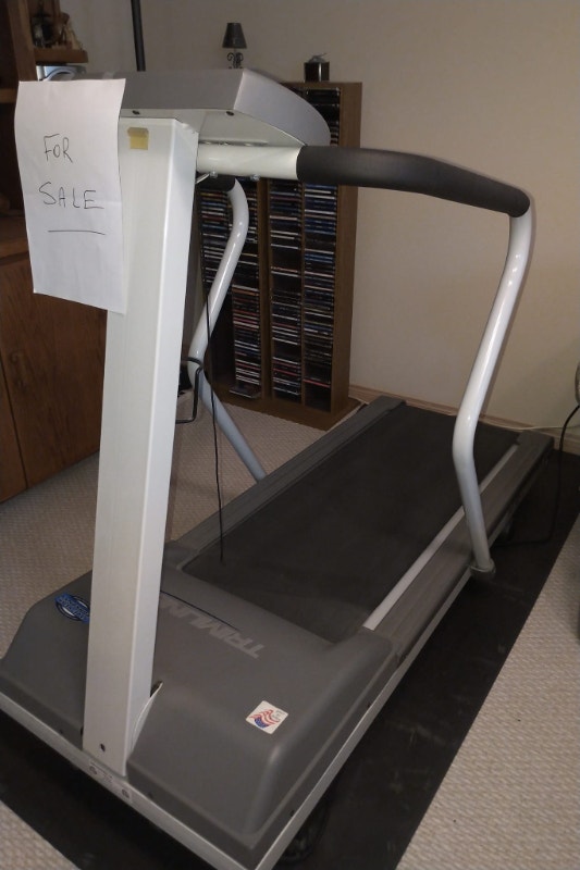 Treadmill with incline Exercise Equipment Calgary Kijiji