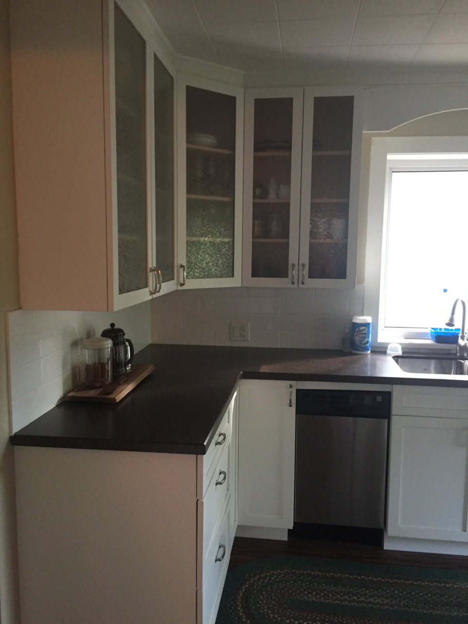 Uptown Waterloo Gem.... location, location, location! 4