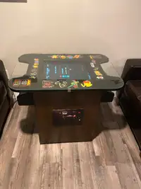 Retro Arcade cocktail table