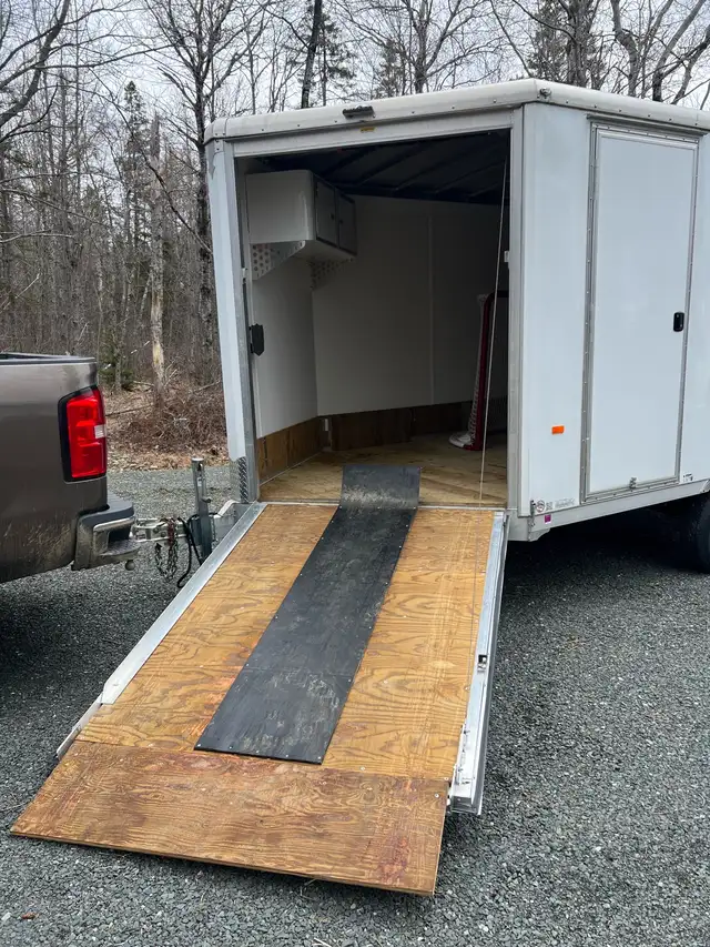 2021 NEO Aluminum Frame 18’ trailer in Cargo & Utility Trailers in Miramichi - Image 3