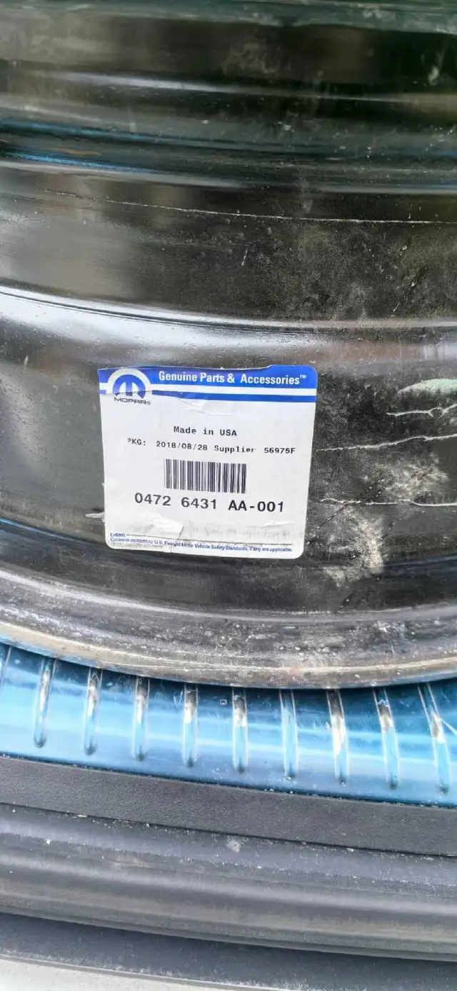 Dodge Caravan 17" steel rim in Tires & Rims in City of Halifax - Image 4