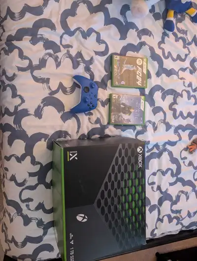 Xbox Series X Bundle, View more