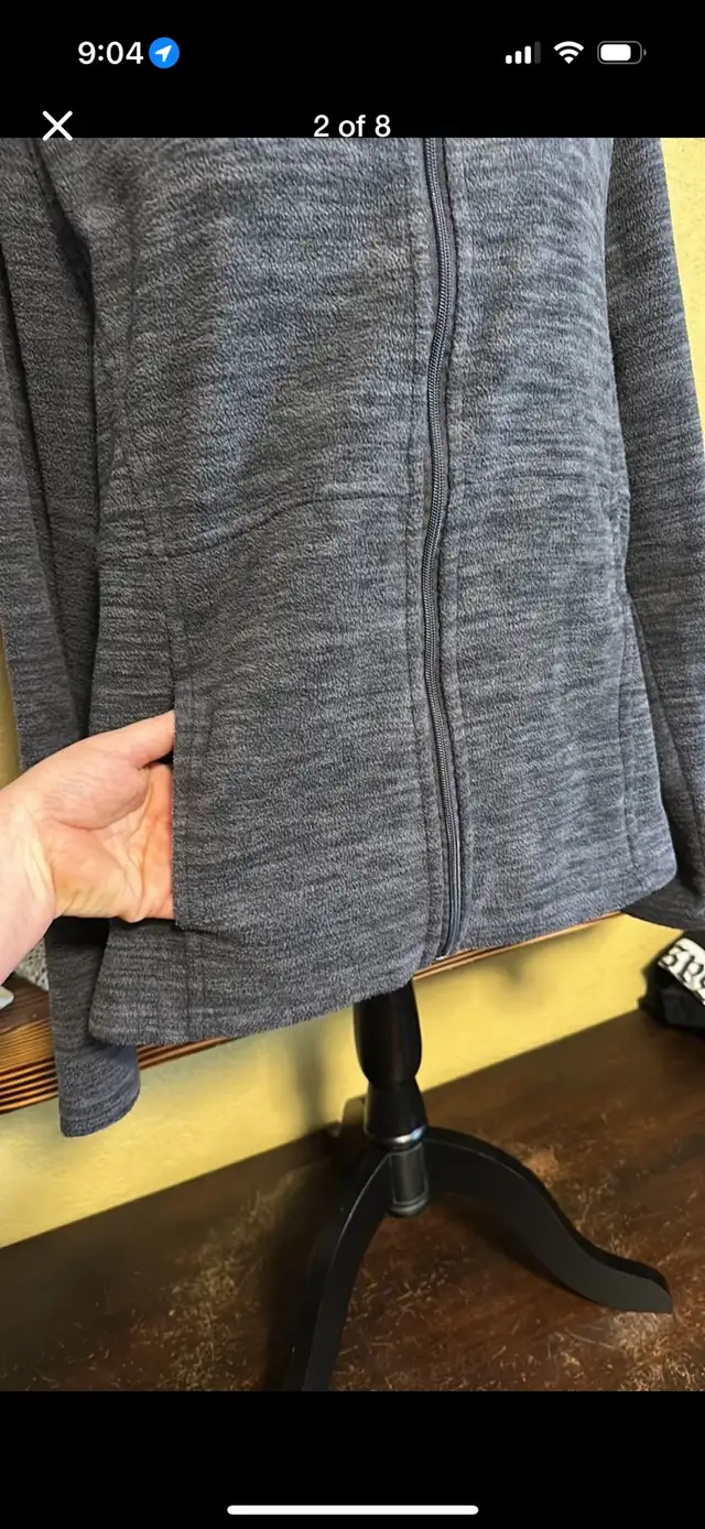 George Polar Fleece Jacket in Women's - Tops & Outerwear in Edmonton - Image 3
