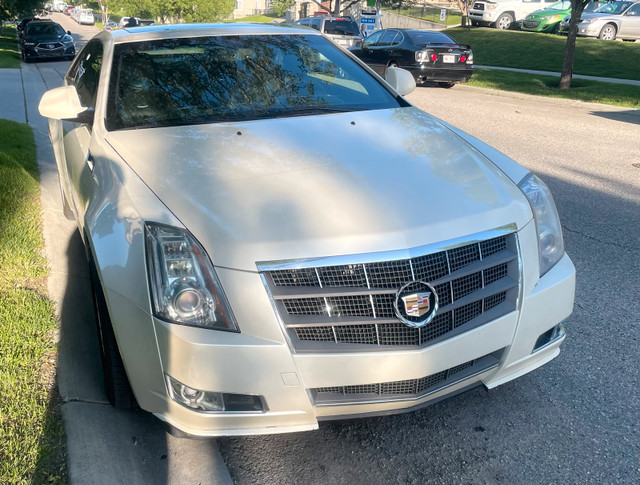 2011  CADILLAC  CTS  AWD in Cars & Trucks in Calgary - Image 2