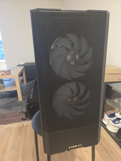 LIAN LI LANCOOL 207 Compact ATX PC Case, View more