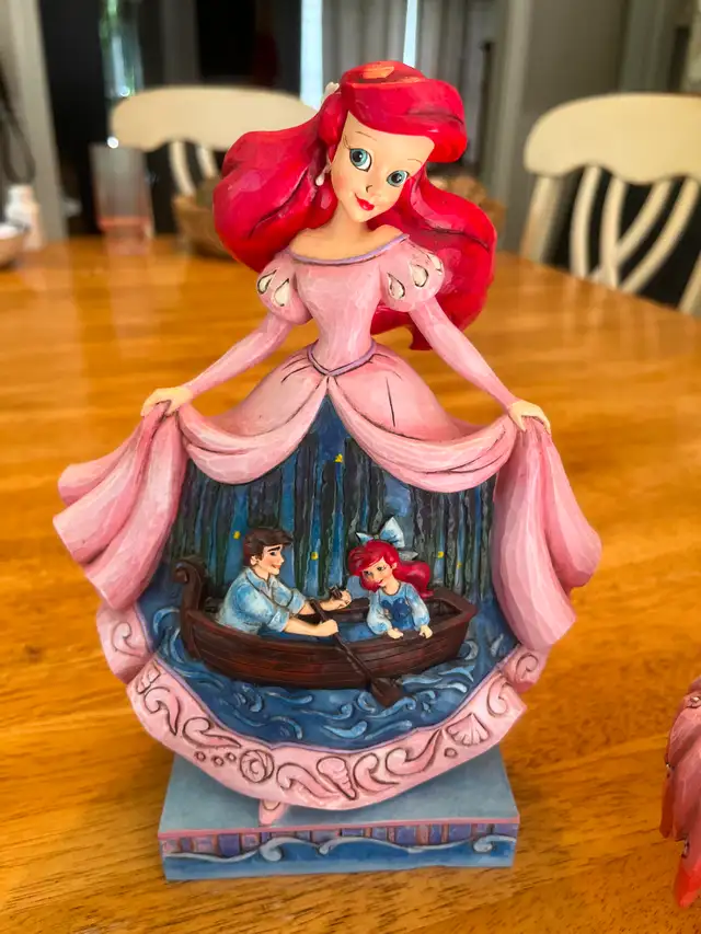 Jim Shore Disney tradition princesses in Arts & Collectibles in Laurentides - Image 8
