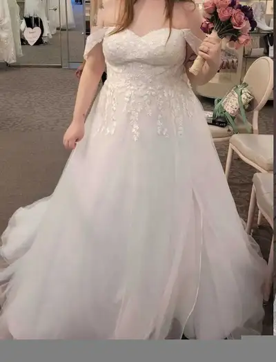 wedding dress size 14, View more