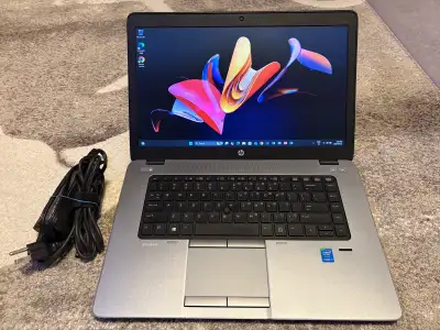 No need this laptop anymore and willing to sell! From pet and smoke free home, always handle with ca...