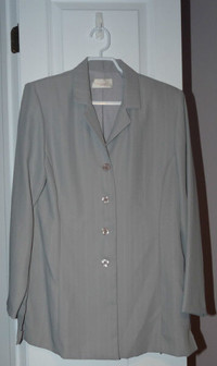 Ladies jacket & pant suit set - size 13