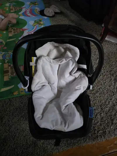 Infant Car Seat & Click System Stroller, View more