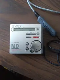 Sony MZ-R70 MiniDisc player