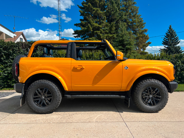 2021 Ford Bronco Outer Banks Luxury Package 2.7L in Cars & Trucks in Strathcona County