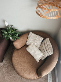 Nest Circle Couch