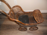 Wicker doll carriage